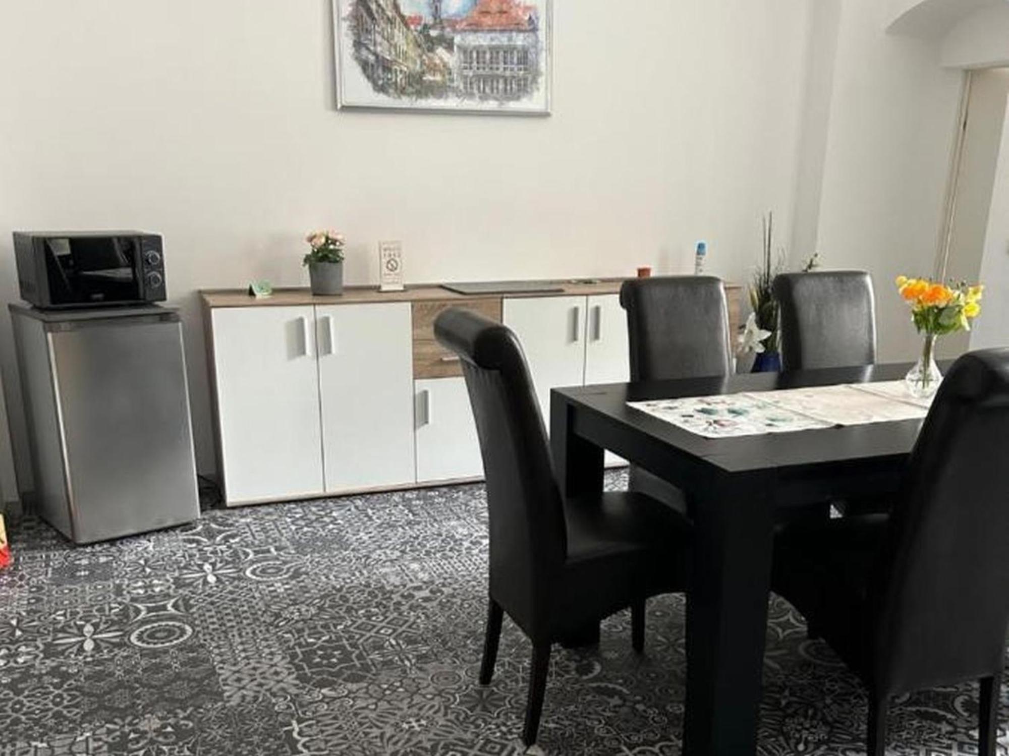 Meißen Ferienwohnung Am Theaterplatz מראה חיצוני תמונה